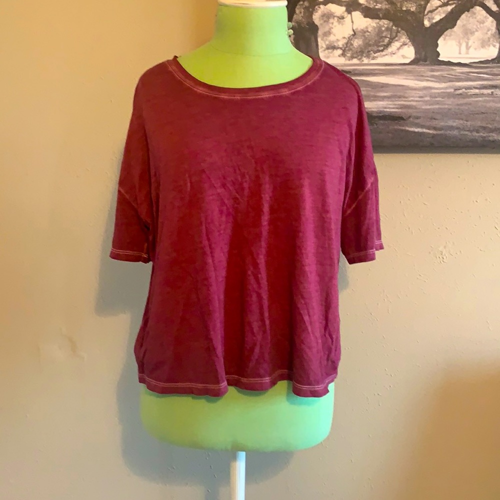 Maroon t shirt